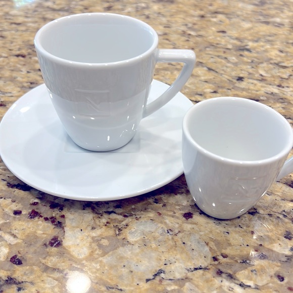NESPRESSO LUNGO & ESPRESSO CUPS AND SAUCER - Picture 1 of 4